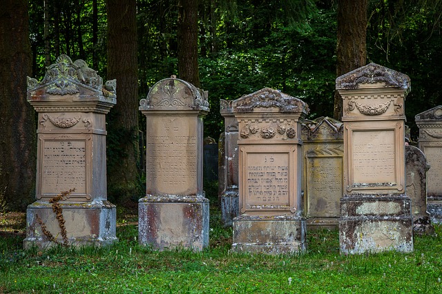 cemetery floral arrangements